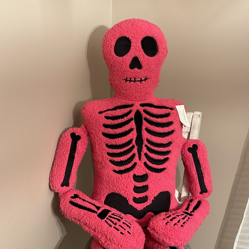 NEW HUGE HOT PINK SHERPA SKELETON VIRAL TIKTOK